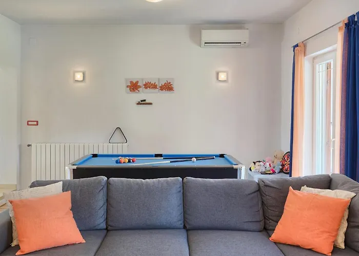 Melian By Interhome Vikendica Barban