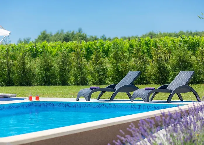 Melian By Interhome Vikendica Barban